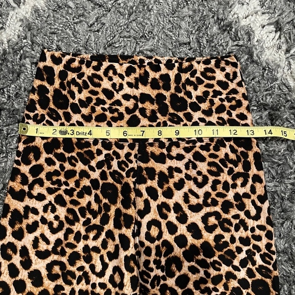 Womens Cheetah Print High Waist Cropped Pants Size OSFM - Picture 3 of 7